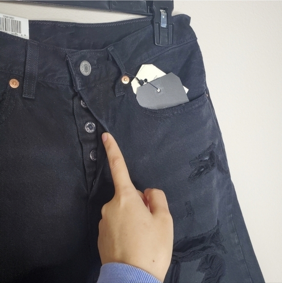 Free People X Levi's Black 501 High Rise Distressed Slouch Denim Jorts Shorts - Picture 6 of 11